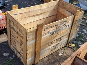 lot 420 image: Wooden Crate 9.10-cu.ft.x34x19x22