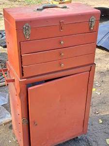 lot 463 image: Rolling Tool Chest