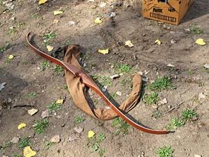 lot 475 image: Hawthorne Hunter No. 60-1326M-410 58 Archery Bow
