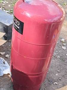 lot 480 image: H2OW-TO Pressurized Well System Tank