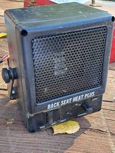 lot 479 image: Therm Tech Road Worthy 12 Volt Back Seat Heat Plus (in original packaging)