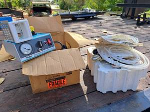 lot 483 image: Weller Power Desoldering Station DS500