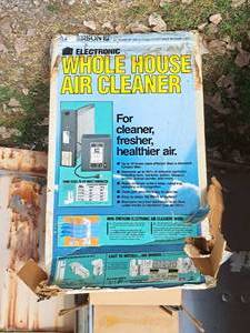 lot 549 image: Electronic Whole House Cleaner (in box)