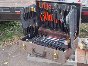 lot 508 image: Tool Box Suitcase with Hand Tools - Pliers, Drivers, Screwdrivers and more