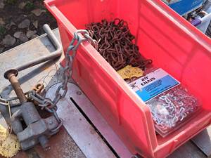 lot 507 image: Lot of  Chains - Metal Shop 20 Counter-Balanced #35 Sash Zinc Chain, Several Loose Chains of Various Size