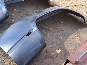 lot 514 image: 1987-1998 GM 1-Ton Truck Fender