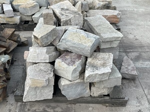 lot 1 image: Chilton Landscape Stone