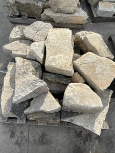 lot 10 image: Chilton Landscape Stone
