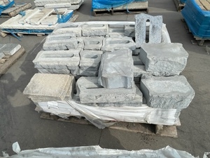 lot 38 image: Unilock Wall Blocks