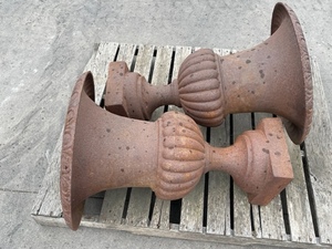 lot 58 image: Plant Stands