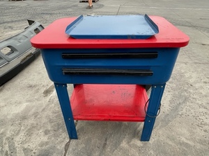 lot 84 image: Parts Washer