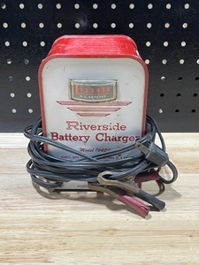 lot 55 image: Vintage Riverside Battery Charger