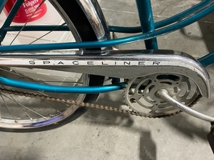 lot 67 image: Sears Spaceliner Bicycle
