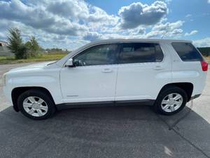 lot 25B image: GMC Terrain SLE-1