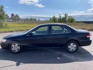 lot 13 image: 2001 Honda Accord EX V6