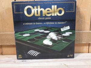 lot 102 image: Game Gallery Othello Classic Board Game