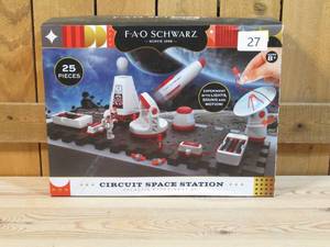 lot 103 image: FAO Schwarz Circuit Space Station Galactic Experiment Set