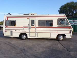 lot 1 image: 1984 Midas  24 Motorhome