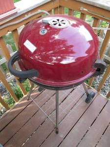 lot 186 image: Very nice Charcoal grill