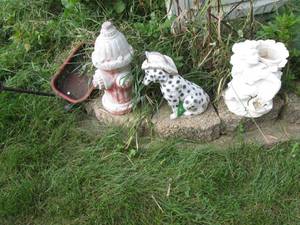 lot 225 image: Concrete Dalmatian, fire hydrant and angelic planter with mini metal wagon yard decor