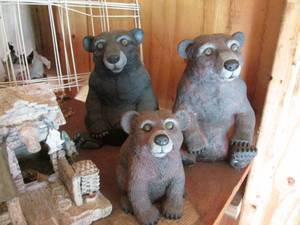 lot 240 image: Bear themed outdoor lawn ornaments,  metal garden fencing and misc hose