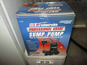 lot 155 image: Barracuda 13hp professional grade submersible sump pump