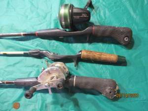 lot 132 image: Bantam Mag and Johnson Graphite and other brand fishing rod and reels