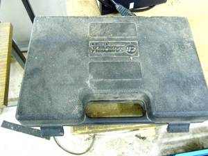 lot 6 image: Campbell Hausfeld pneumatic Brad nailer