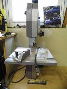 lot 27 image: Ryobi 9 electric band saw