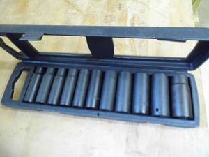 lot 28 image: Stanley 12drive 11 piece Deep well Impact socket set in case