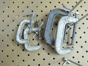 lot 45 image: Collection of assorted c-clamps