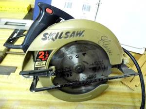 lot 55 image: Skilsaw electric circular saw