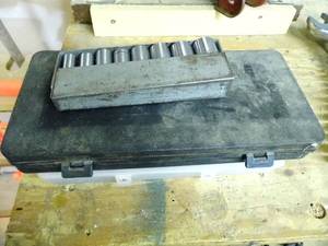 lot 252 image: Massive collection of 14 and 38 SAE and Metric sockets along with ratchet, extension, nut driver and more