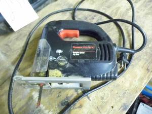 lot 259 image: Master mechanic electric jig saw