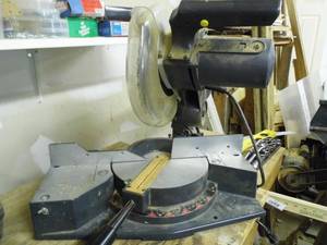 lot 261 image: Sears Craftsman 10 Beveling Compound Miter Saw