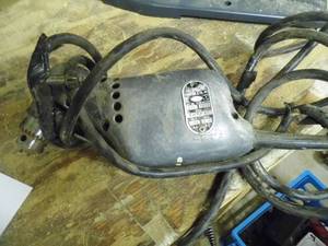 lot 263 image: Vintage electric drill with Chuck key