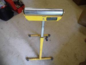 lot 290 image: Crawford fold-up roller stand