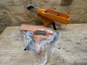 lot 40 image: AUTOLY Lot of 2- Double Caulk Guns