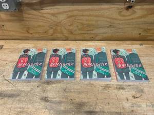 lot 74 image: Lot of 4- Heartstopper #1 A Graphic Novels - Paperback  Illustrated