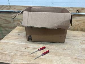 lot 89 image: Box full of Torx Screwdrivers (T15H)