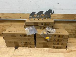lot 92 image: AUTOLY Robe & Towel Hooks- Elephant Themed