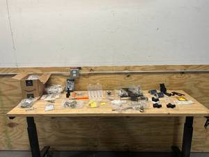 lot 99 image: Lot of Various Items