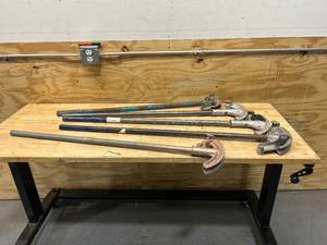 lot 103 image: Lot of 5 Conduit Benders