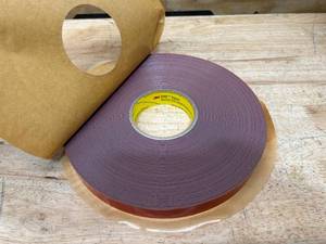lot 117 image: 3M Roll of 1 VHB (very high bond) Tape