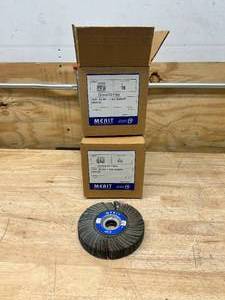 lot 124 image: MERIT Lot of 2 Boxes of- Grind-O-Flex 1 AH 400SWP (5 per box)