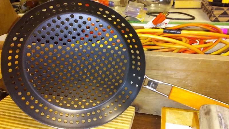 lot 573X image: Kitchen Misc. Like New. Chicago Cutlery