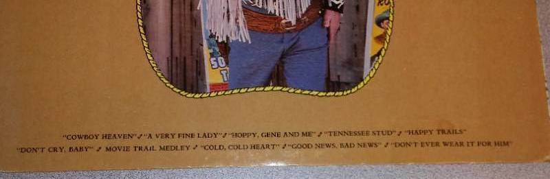 lot 575X image: Vinyl LP Roy Rogers Album.