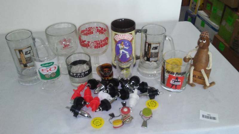 lot 761 image: Pat OBriens Glasses, New Orleans Schlitz and Lots more.