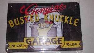 lot 514 image: New Garage Metal Sign.