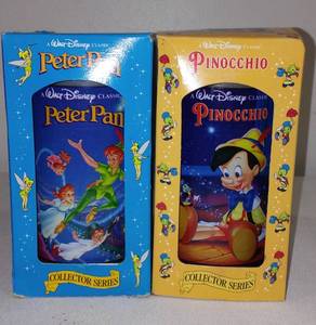 lot 525 image: Burger King Walt Disney Collector Glasses  (2).